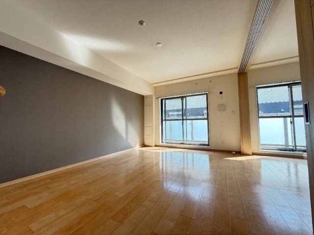 レジェンダリー甲子園浦風町の居間写真