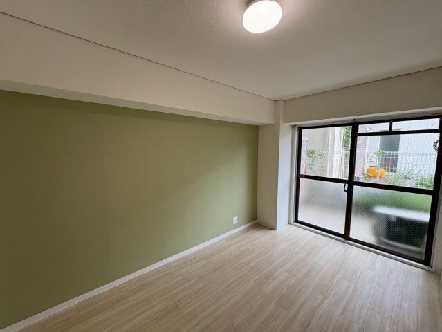 クレアドル芦屋西の居間写真