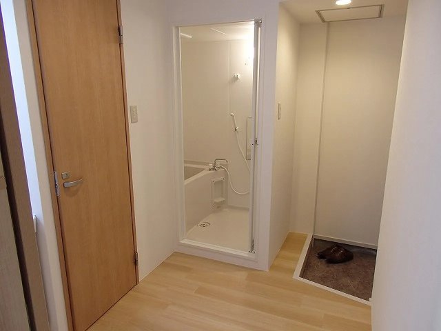 城内マンションの玄関写真