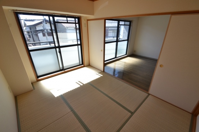 ランドール六甲の居間写真