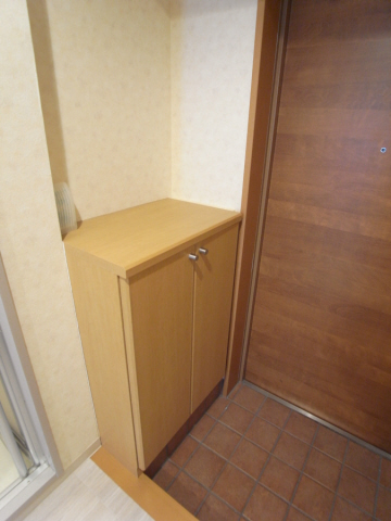 ヒューネット神戸元町通の玄関写真