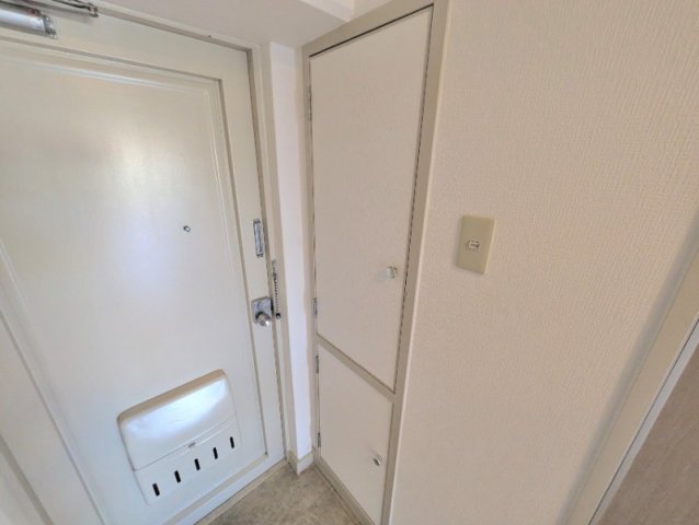 ルーク本山の玄関写真