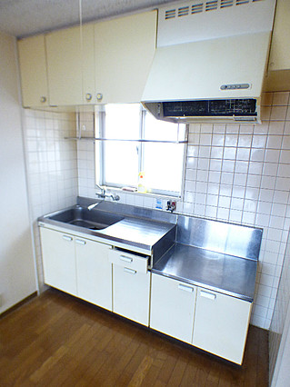 ラムール住吉のキッチン写真