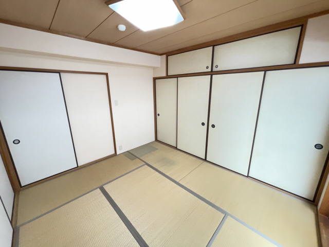 フェリース本庄の居間写真