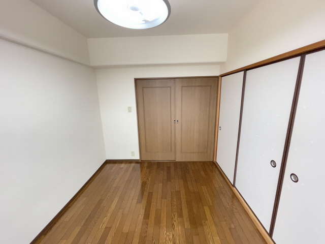 フェリース本庄の居間写真