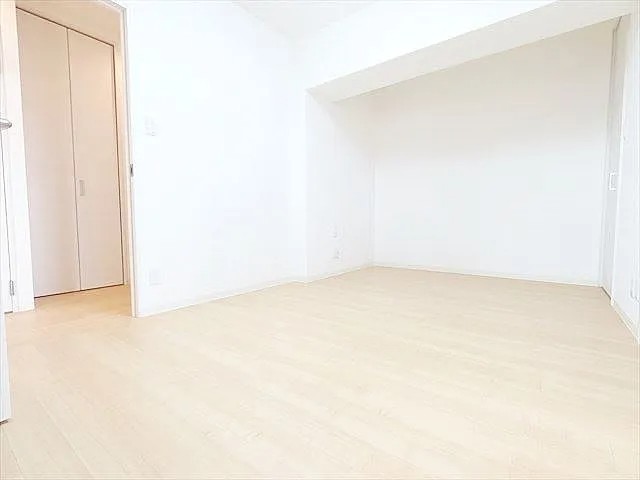 魚崎ハイツの居間写真