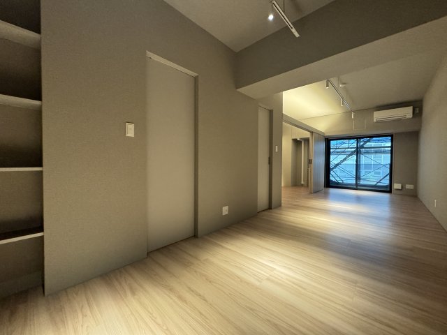 zonna神戸磯上通の居間写真