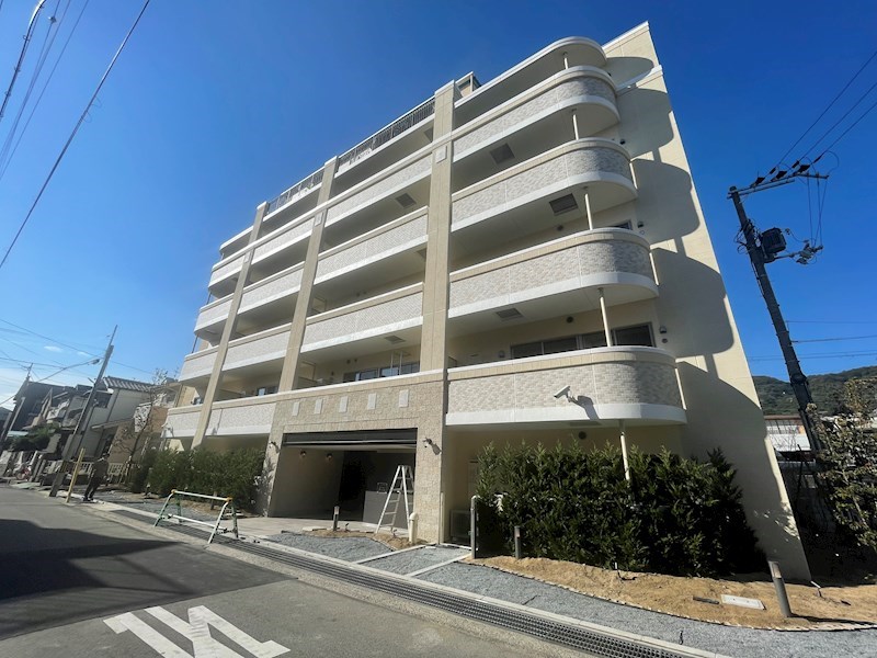 ブルーミンメドー本山