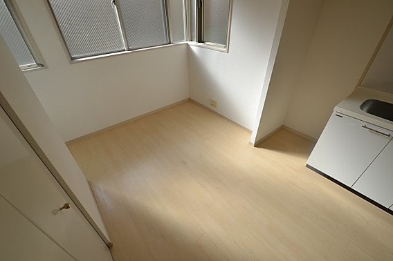 ワコーレ三宮ランドマークシティの居間写真