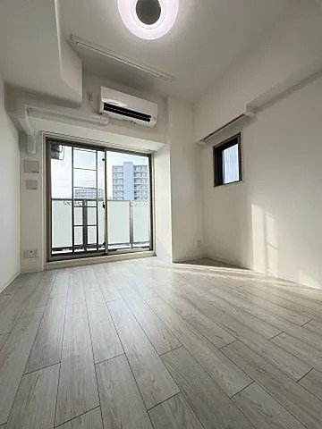 エステムコート神戸元町2ブリーズの居間写真