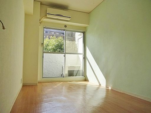 甲南本山コーポラスの居間写真