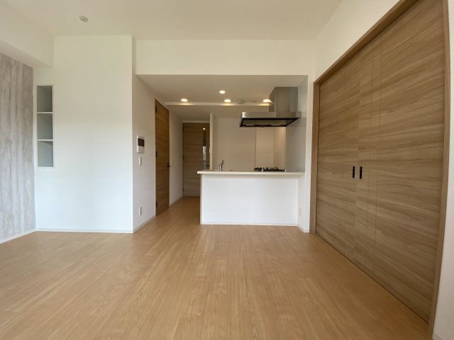 アプリーレ神戸元町の居間写真