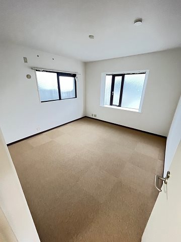 シャトレーヌ夙川A棟の居間写真