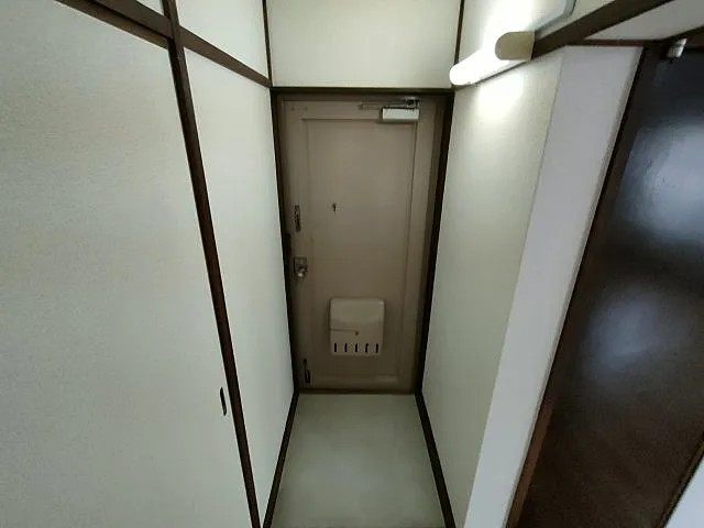 宮川荘の玄関写真