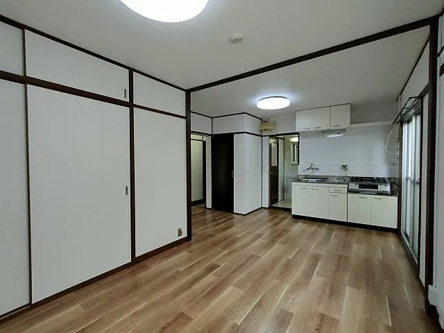 宮川荘の居間写真
