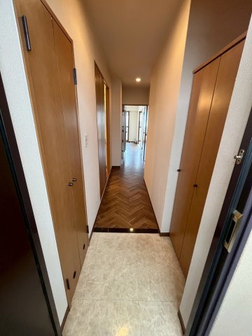 クレマンス甲東園の玄関写真