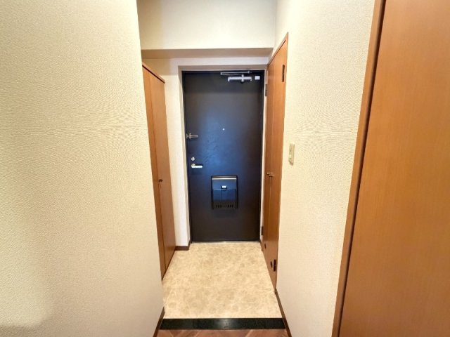 クレマンス甲東園の玄関写真