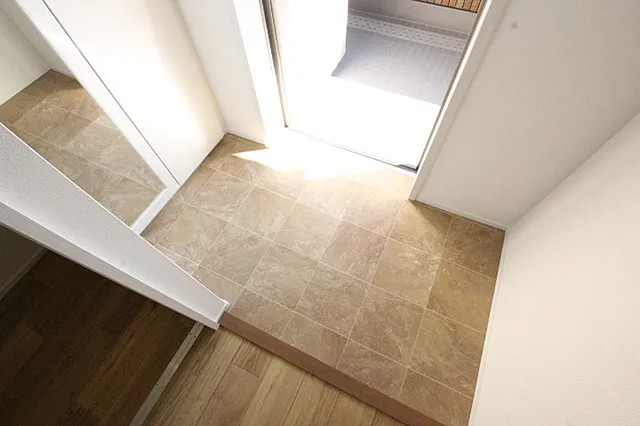 エルメゾン香櫨園の玄関写真