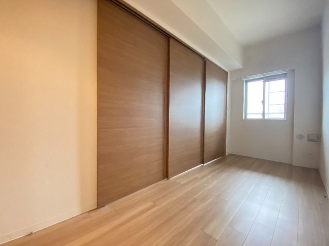 プレサンス三宮東フィールの居間写真