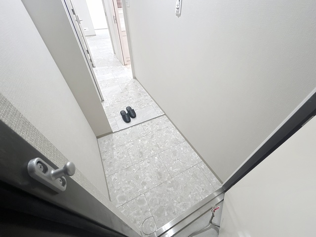 ネクストステージ神戸元町の玄関写真