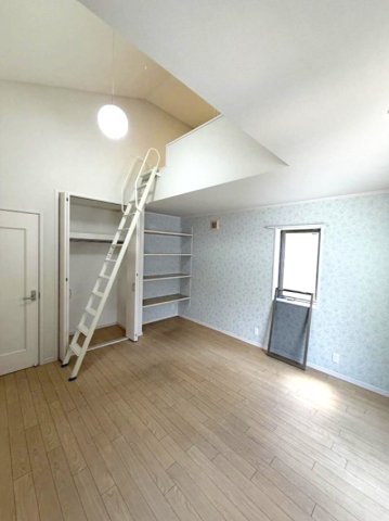 ディア芦屋の居間写真