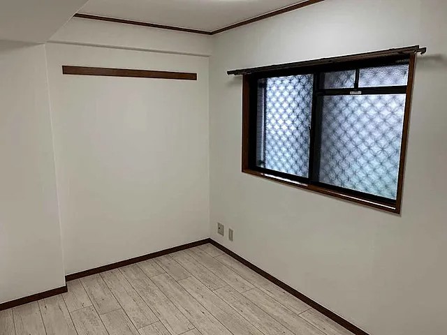 ルミナス本山の居間写真