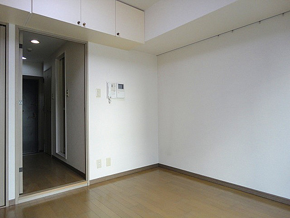 イトーピア三宮アーバンステージの居間写真