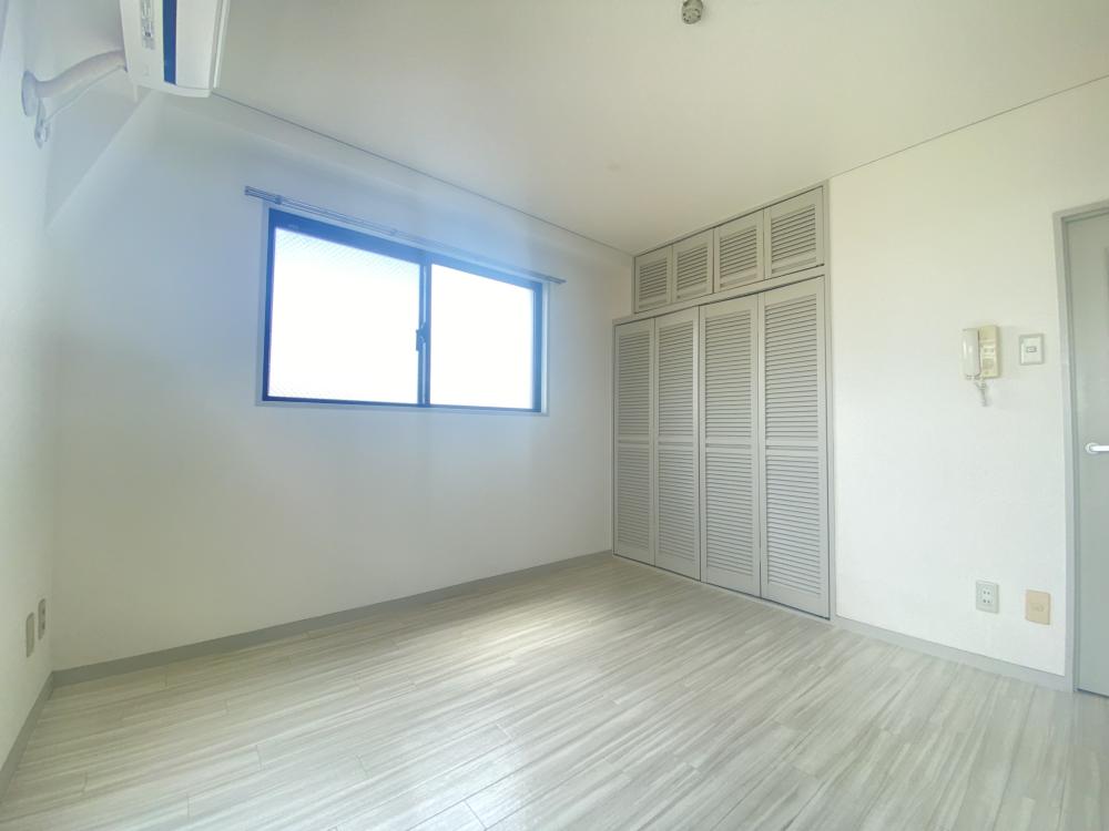 グレース芦屋の居間写真