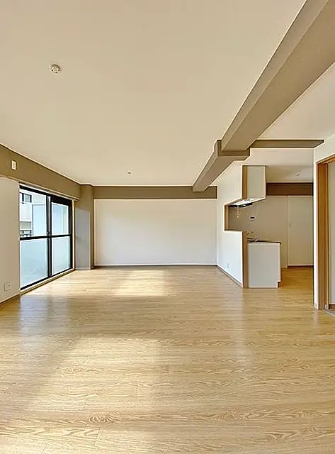 アルンハイム芦屋の居間写真