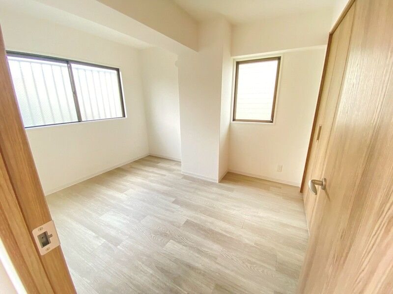 アルンハイム芦屋の居間写真