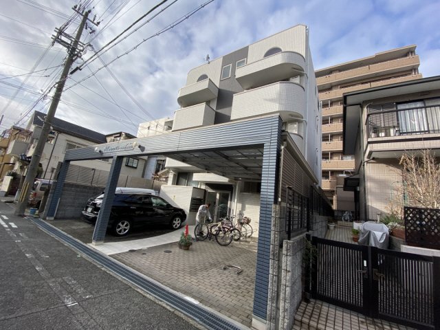 アルユータ六甲道の外観写真
