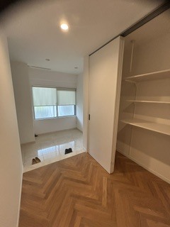 ゾンネンハイム芦屋の居間写真