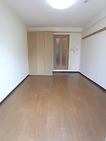 エスポワール三宮パート2の居間写真