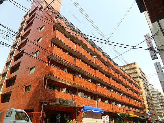 コスモプラザ三宮の外観写真