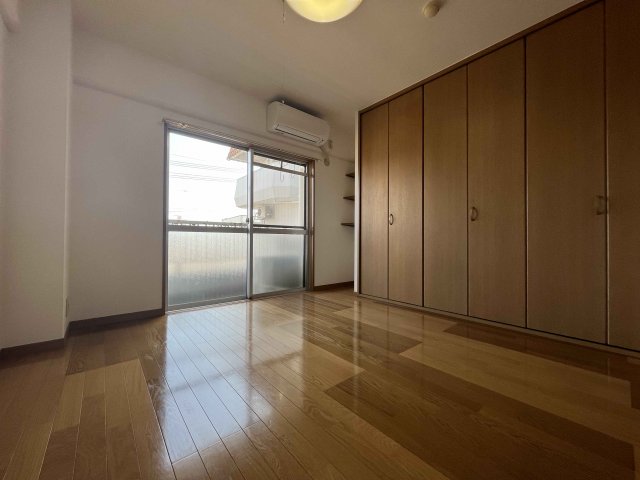 岩北ハイツの居間写真