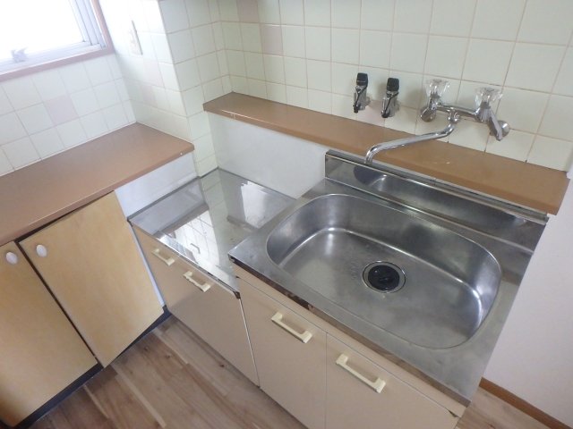 岩北ハイツのキッチン写真