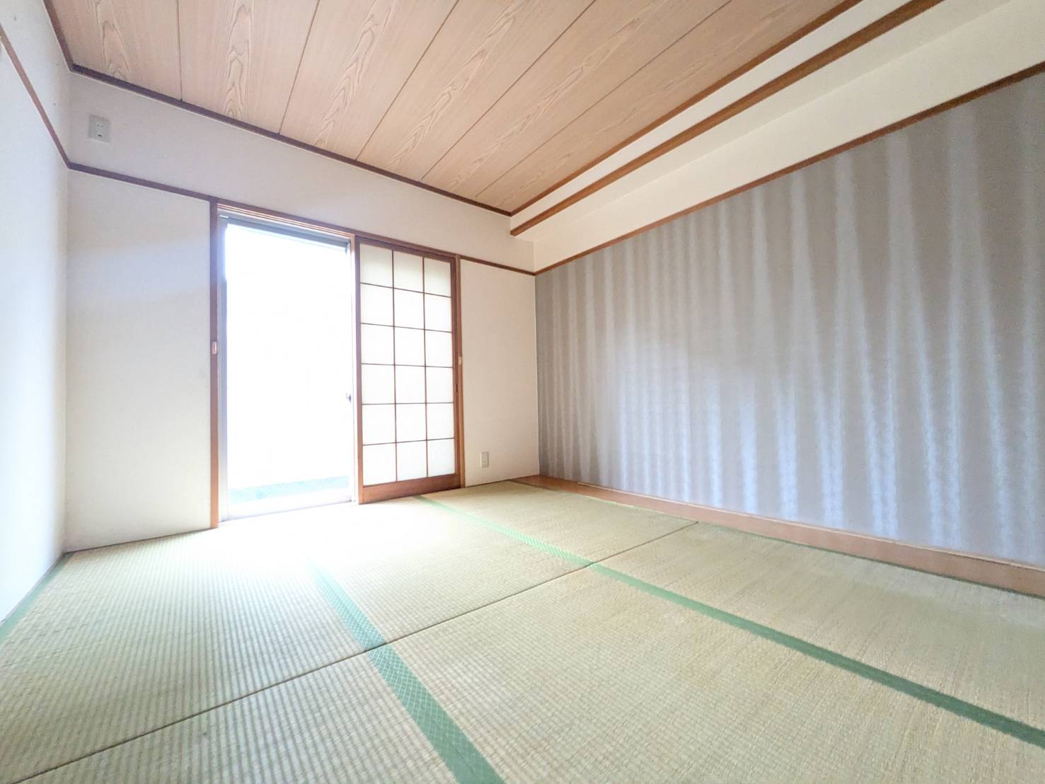 御影大蔵マンションの居間写真