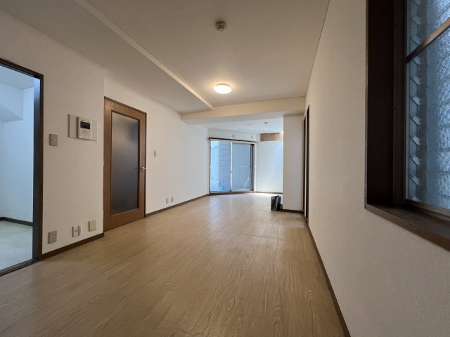 御影大蔵マンションの居間写真
