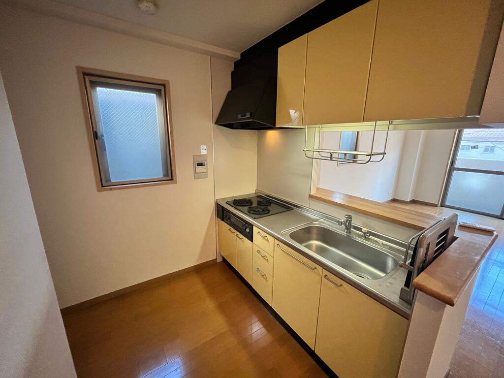 シャーメゾン三宮のキッチン写真