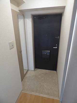 本山アネックスの玄関写真