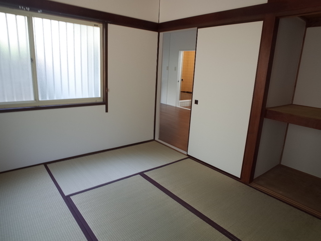 ねむの木の居間写真