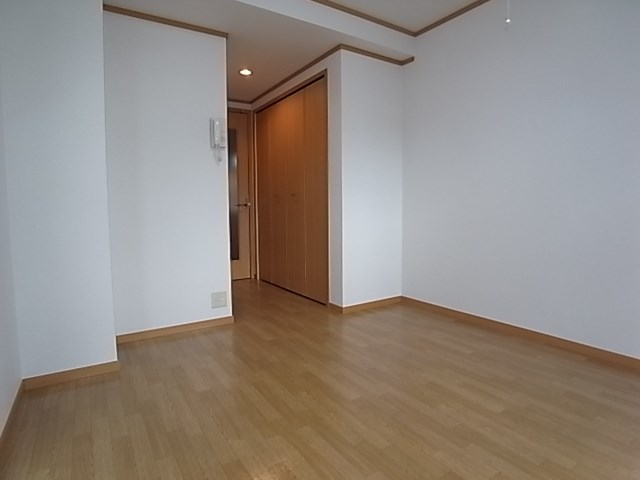 サンモールアベニューの居間写真