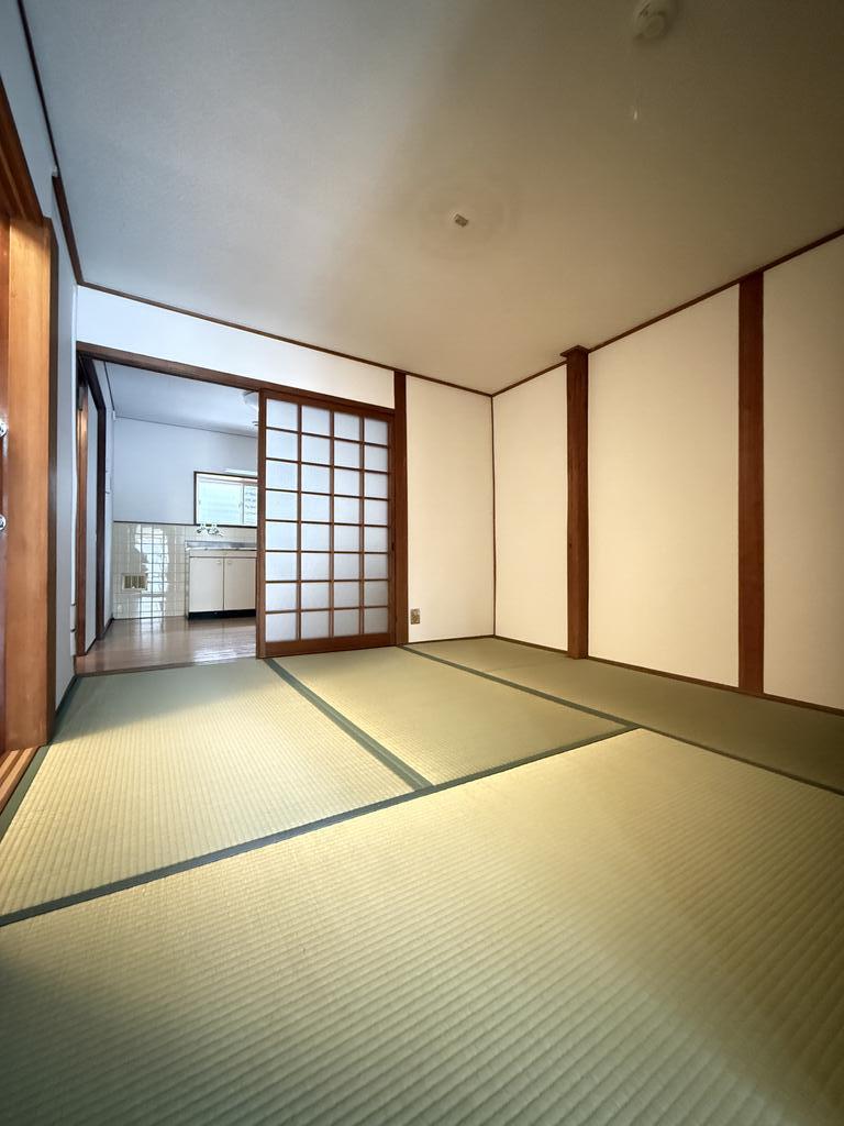 下山手住宅の居間写真