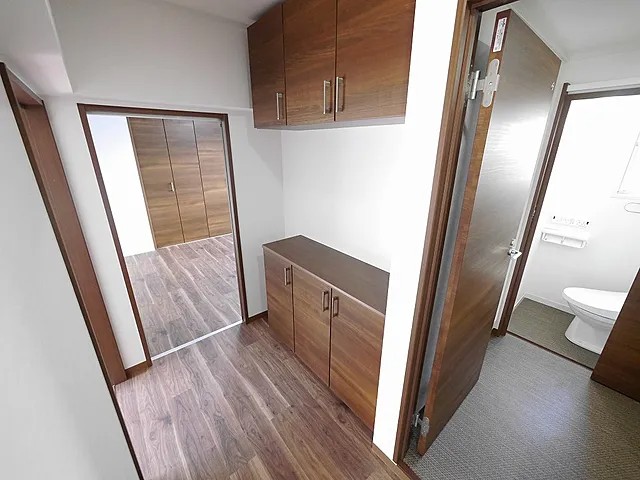 鶴甲コーポ 1号棟 - 34号棟の玄関写真