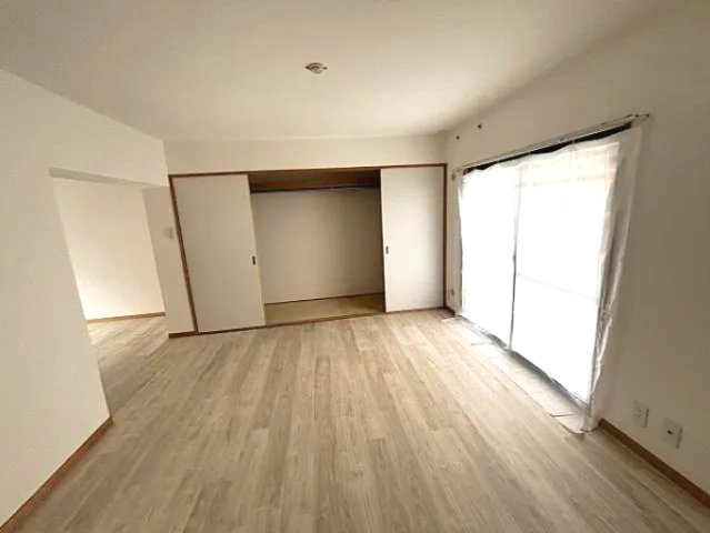 鶴甲コーポ 1号棟 - 34号棟の居間写真