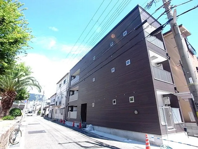スリージェ伍番館