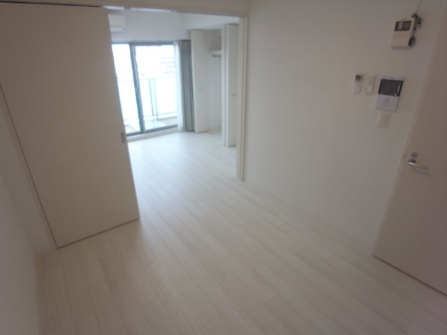 CODE西宮甲子園口の居間写真