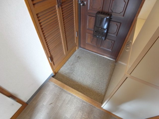 ライオンズマンション神戸元町の玄関写真