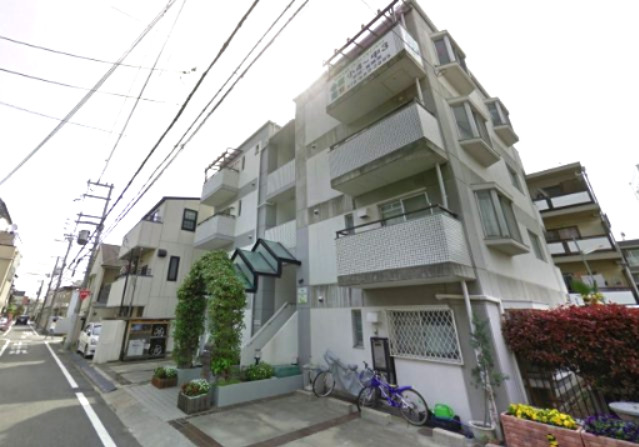 白い小さなMansion六甲の外観写真