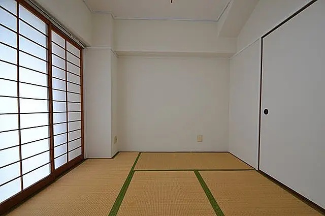 シンプルライフ大石東の居間写真